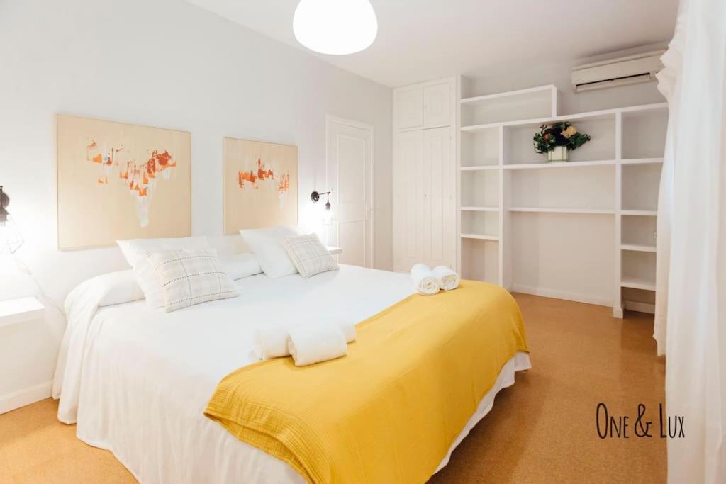 O&L Aire - Spacious And Bright Apartment In The Heart Of Севилья Экстерьер фото