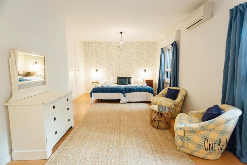 O&L Aire - Spacious And Bright Apartment In The Heart Of Севилья Экстерьер фото