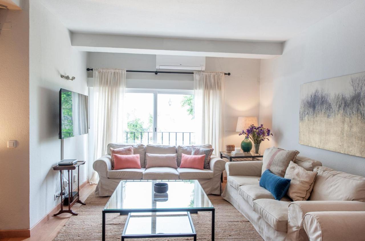 O&L Aire - Spacious And Bright Apartment In The Heart Of Севилья Экстерьер фото